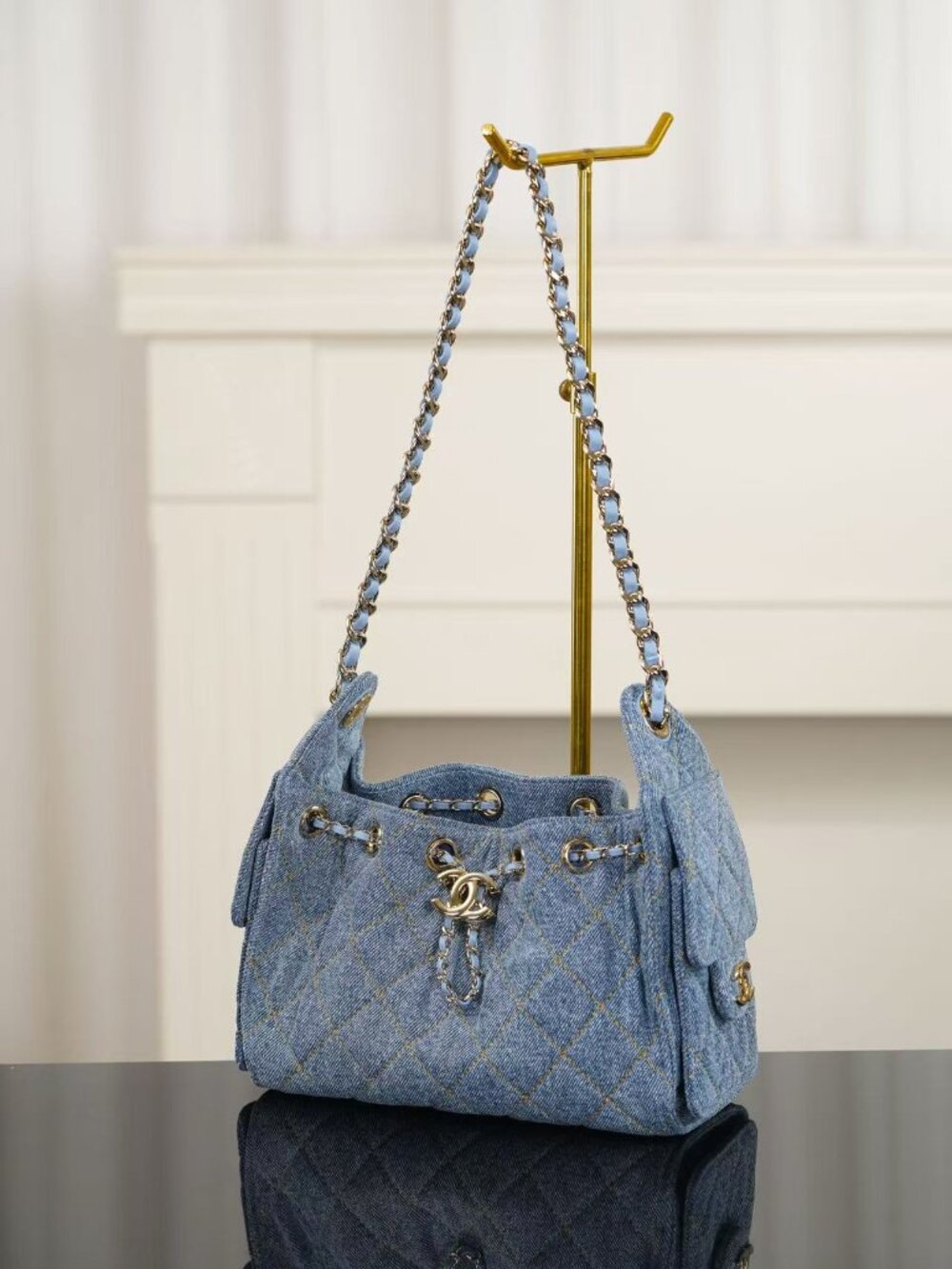 Classic CHANEL Bag: A Stylish and Versatile Choice for Elegance